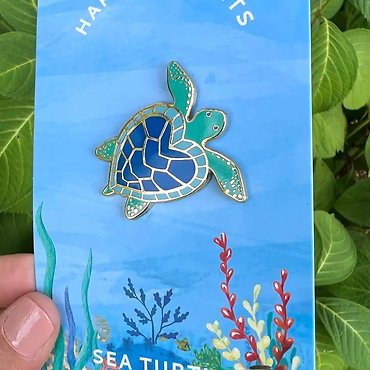 Sea Turtle Heart Lapel Pin