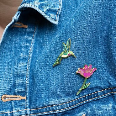 Hummingbird & Pink Lily Flower Gift Pin Set